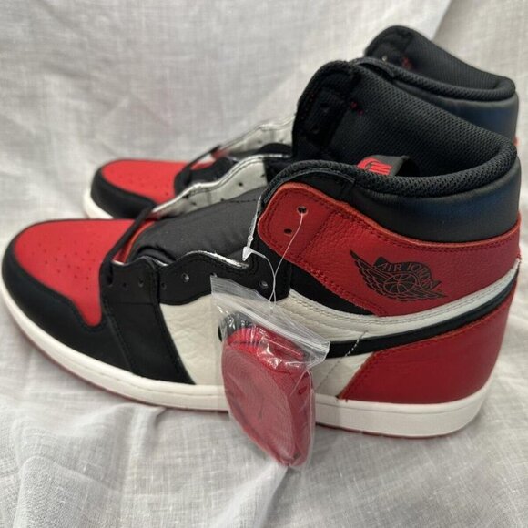 Air Jordan 4 Retro Midnight Navy - Picture 3 of 10